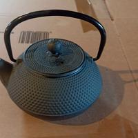 Teiera giapponese (tetsubin) in ghisa