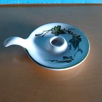 Bugia in ceramica disegno edera