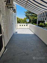 Appartamento con ampio terrazzo