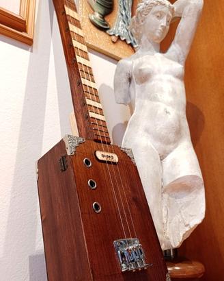 Chitarra cigar box Guitar 3 strings
