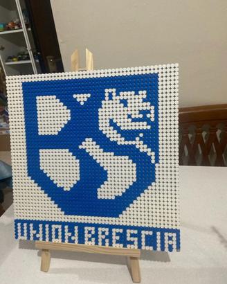 Quadro fatto in lego dello stemma union breacia