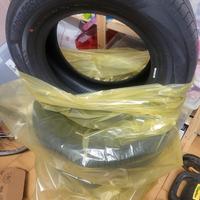 Gomme Estive Bridgestone Turanza 215 65 R16 98H