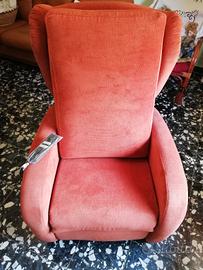poltrona reclinabile elettrica per disabili
