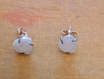 Orecchini a forma di rosa bianca Pandora