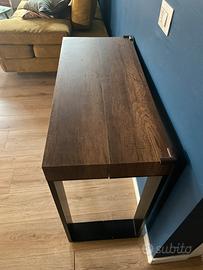 Tavolo consolle in noce e metallo