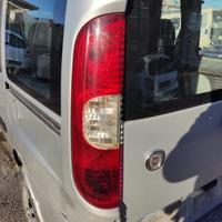 Fanale posteriore sinistro FIAT DOBLO del 2008