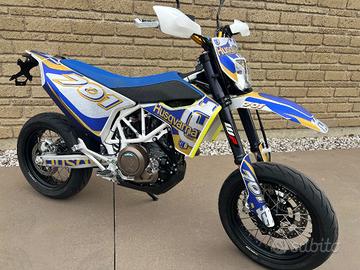 HUSQVARNA 701 Supermoto Depotenziata