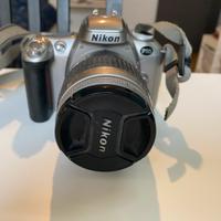 Macchina fotografica reflex Nikon F55