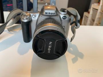 Macchina fotografica reflex Nikon F55