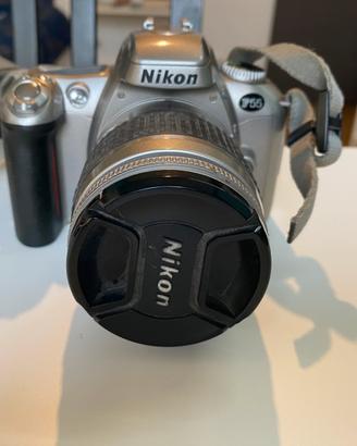 Macchina fotografica reflex Nikon F55