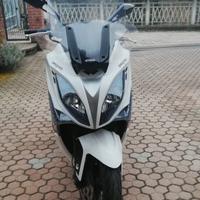 Kymco 400