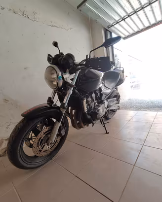 Honda Hornet 600 marciante  testata da rifare