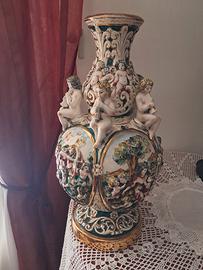 Vaso in ceramica Capodimonte
