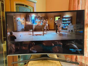 TV Samsung curvo 40" come nuovo