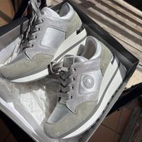 Scarpe eleganti