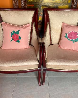 Set divano e due poltrone