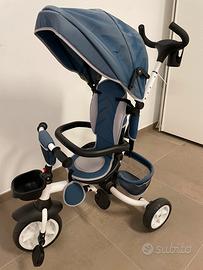Triciclo Passeggino con maniglione e capottina