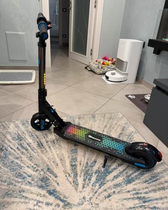 Monopattino elettrico evercross per bambini