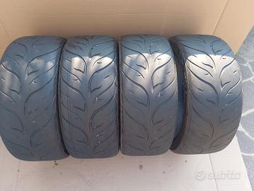 pneumatici 215 40 Zr R17 87w