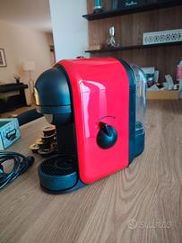 macchina caffè capsule Lavazza rossa