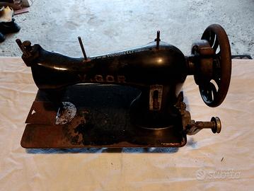 macchina da cucire epoca 