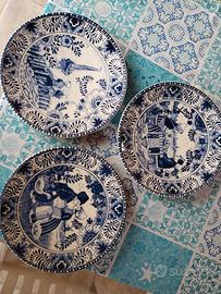 Lotto tre piatti Delft Blauw Chemkefa blu e bianco