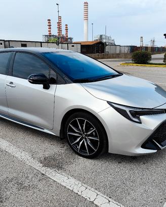 Toyota Corolla GR Sport Hybrid  1.8 140 cv