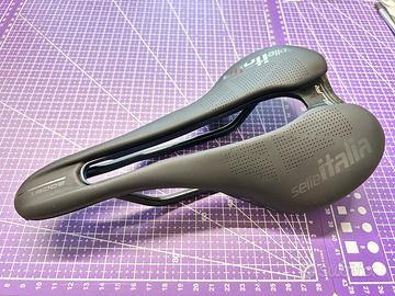 Selle Italia SLR SUPERFLOW 145 BOOST