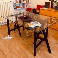 tavolo in vetro rettangolare con cavalletti legno