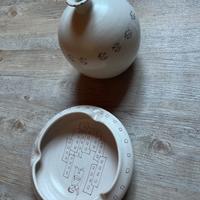 Posacenere e vaso in ceramica