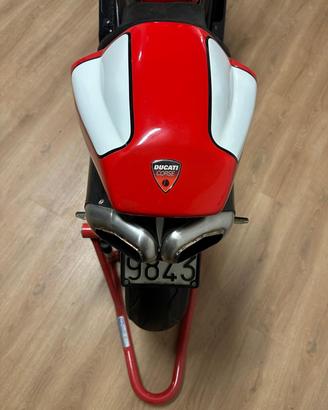 Ducati 748 S