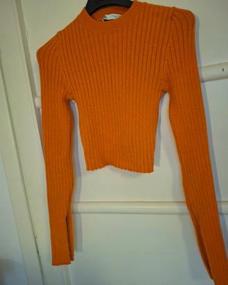 Maglione cropped maniche lunghe, arancione. Zara
