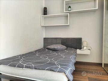 camera con bagno privato a Latina scalo 