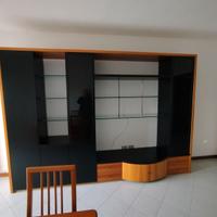 Arredamento completo.