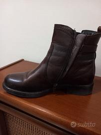 Tronchetti cuoio buone condizioni 