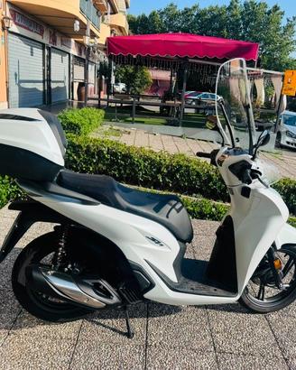 HONDA SH 125 TUTTO INCLUSO ANCHE PASSAGGIO! MINI