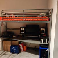 Letto a soppalco IKEA SVARTA con scrivania