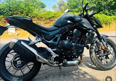 Honda Hornet 750 - 2025