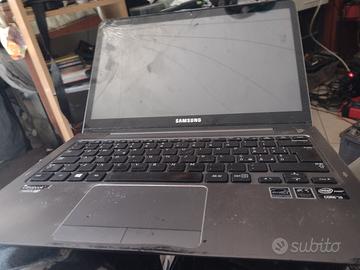 Samsung  serie 5; ultra book 