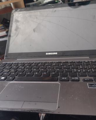 Samsung  serie 5; ultra book 