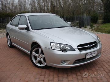 SUBARU Legacy 2.0 16V BERLINA