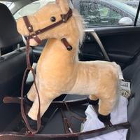 Cavallo a dondolo