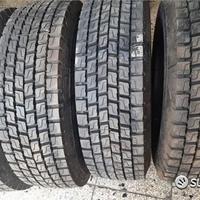 4 gomme nuove ricoperte 265 70 19.5 Michelin