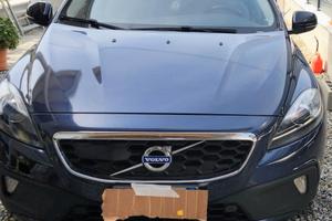 Volevo V 40 cross country