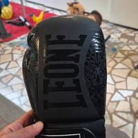 guantoni 10Oz Leone come nuovi!