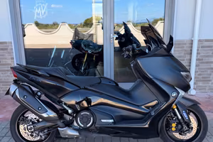 Yamaha TMAX 530 DX SPORT