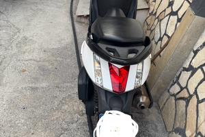 Peugeot Geopolis 125 Geo