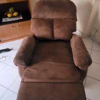 Poltrona motorizzata per anziani