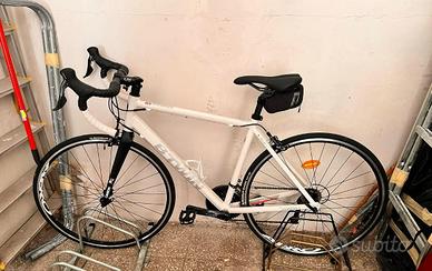 Bicicletta da corsa Btwin triban 520 bianca