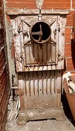 STUFA IN GHISA ANNI 60